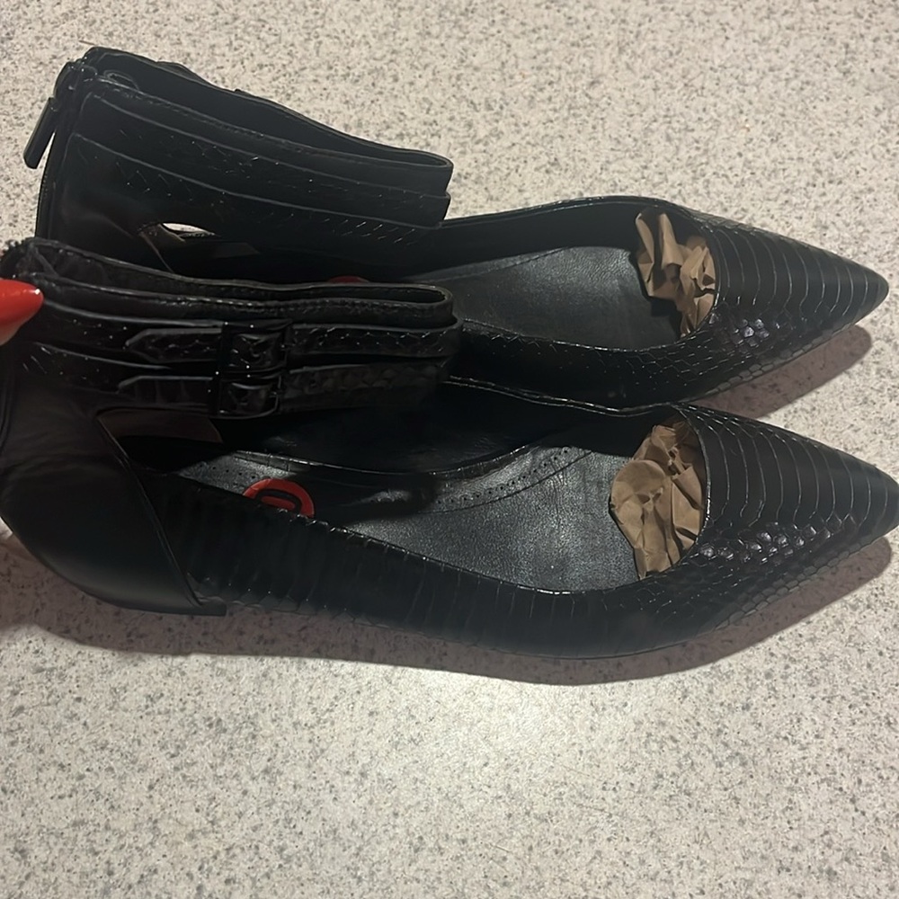 Pour la Victoire 100% black croc leather half a inch heel hight - Picture 2 of 8